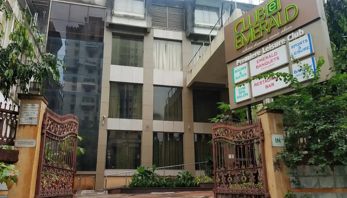 Club Emerald